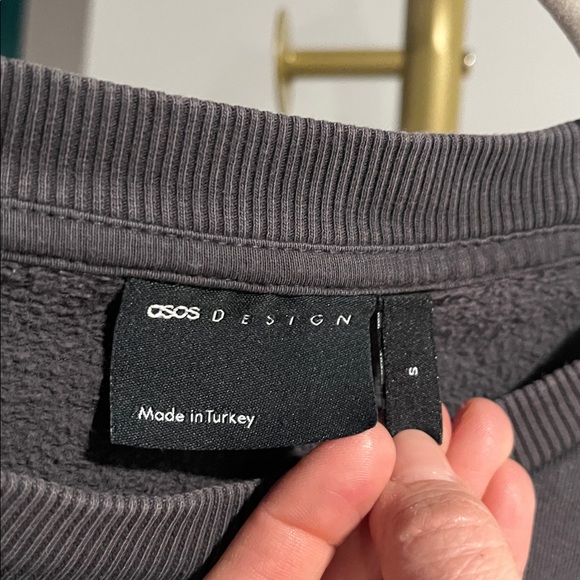 ASOS Design Oversized Sweatshirt – Size Small - Picture 3 of 5